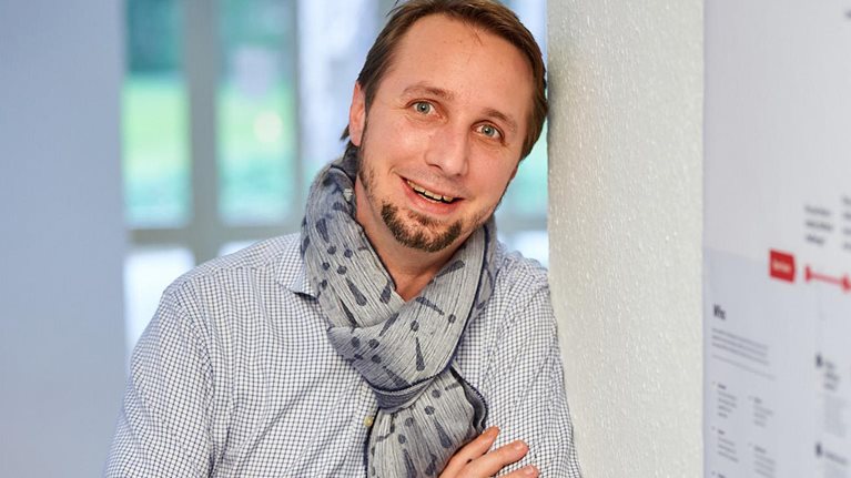 Clemens Utschig-Utschig headshot
