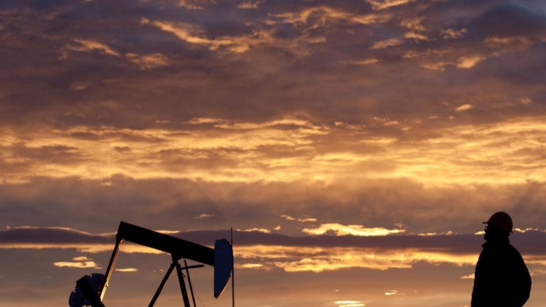 Breaking_the_mould_Unlocking_the_benefits_of_a_tailored_upstream_operating_model_1536x1536_Original